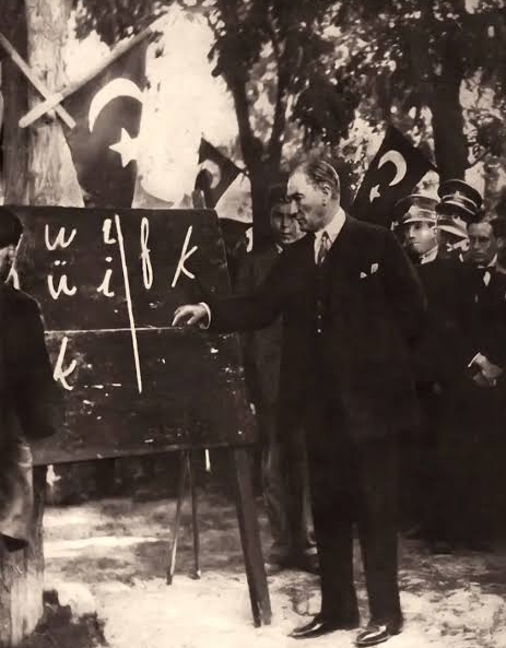 Öğretmenlik Mesleği: Toplumun Geleceğini İnşa Eden Temel&nbsp;Taş